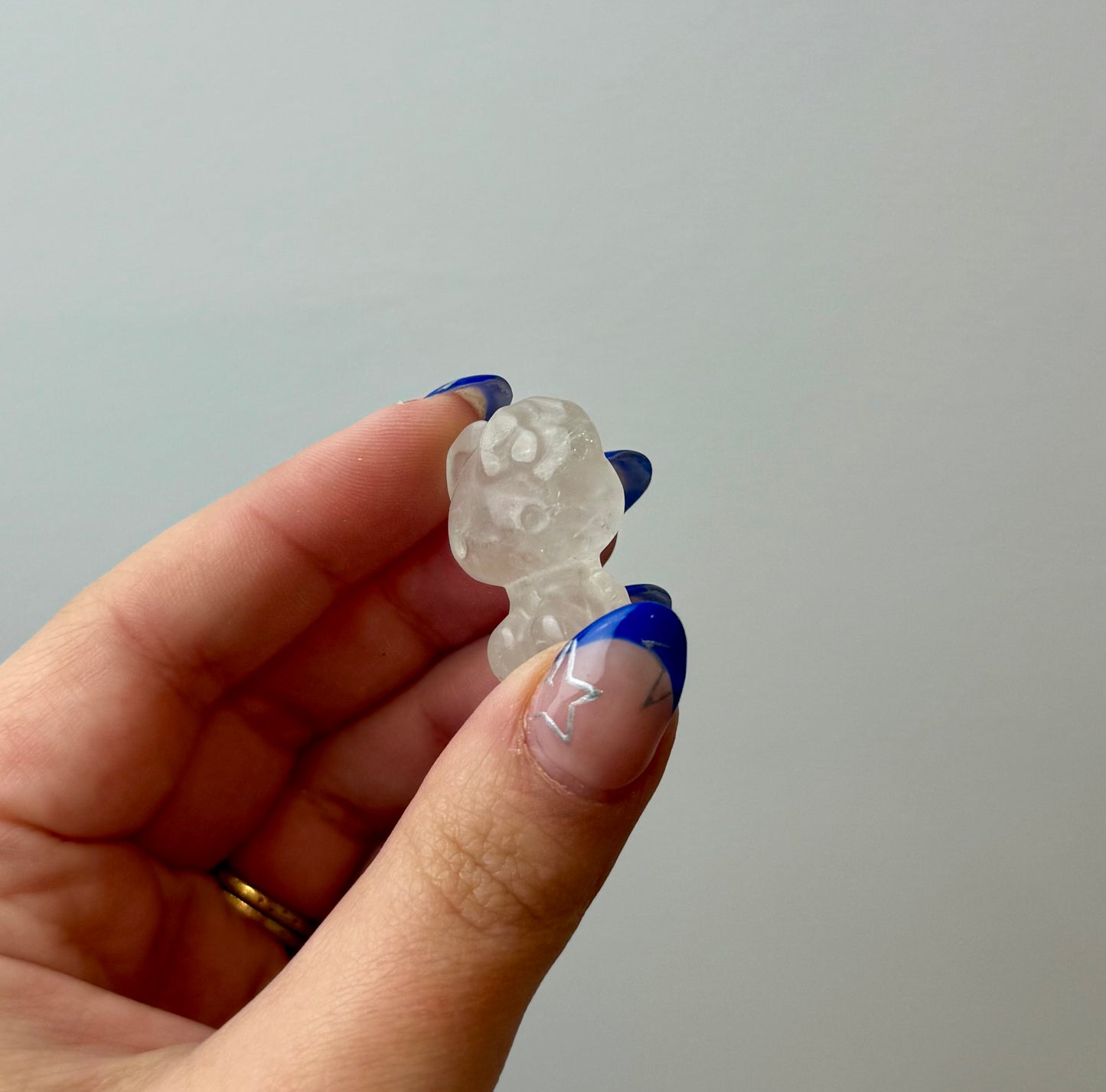 Quartz hello kitty carving