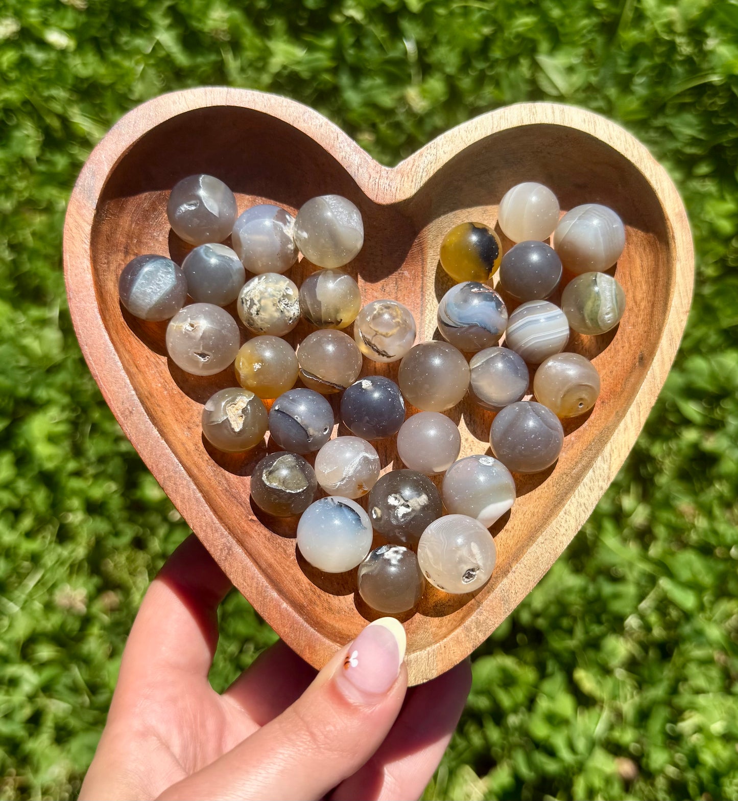 Chalcedony mini spheres