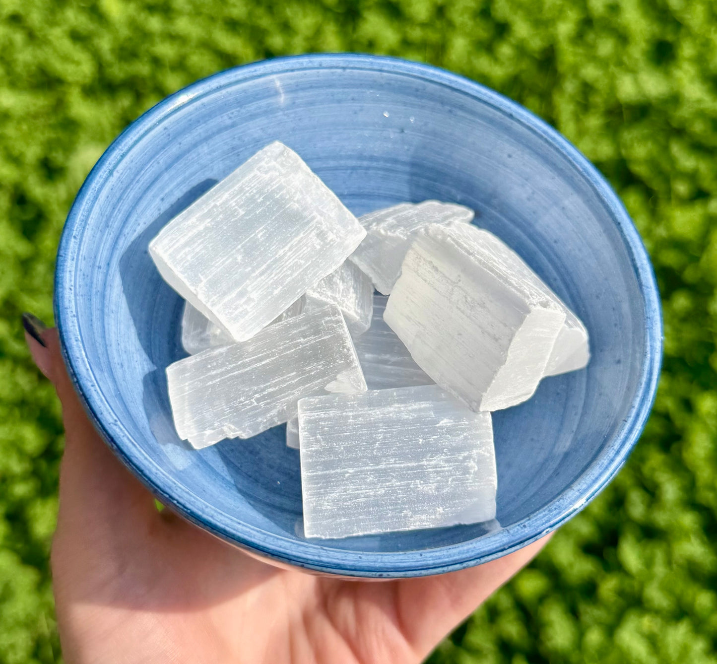 Satin spar raw chunks