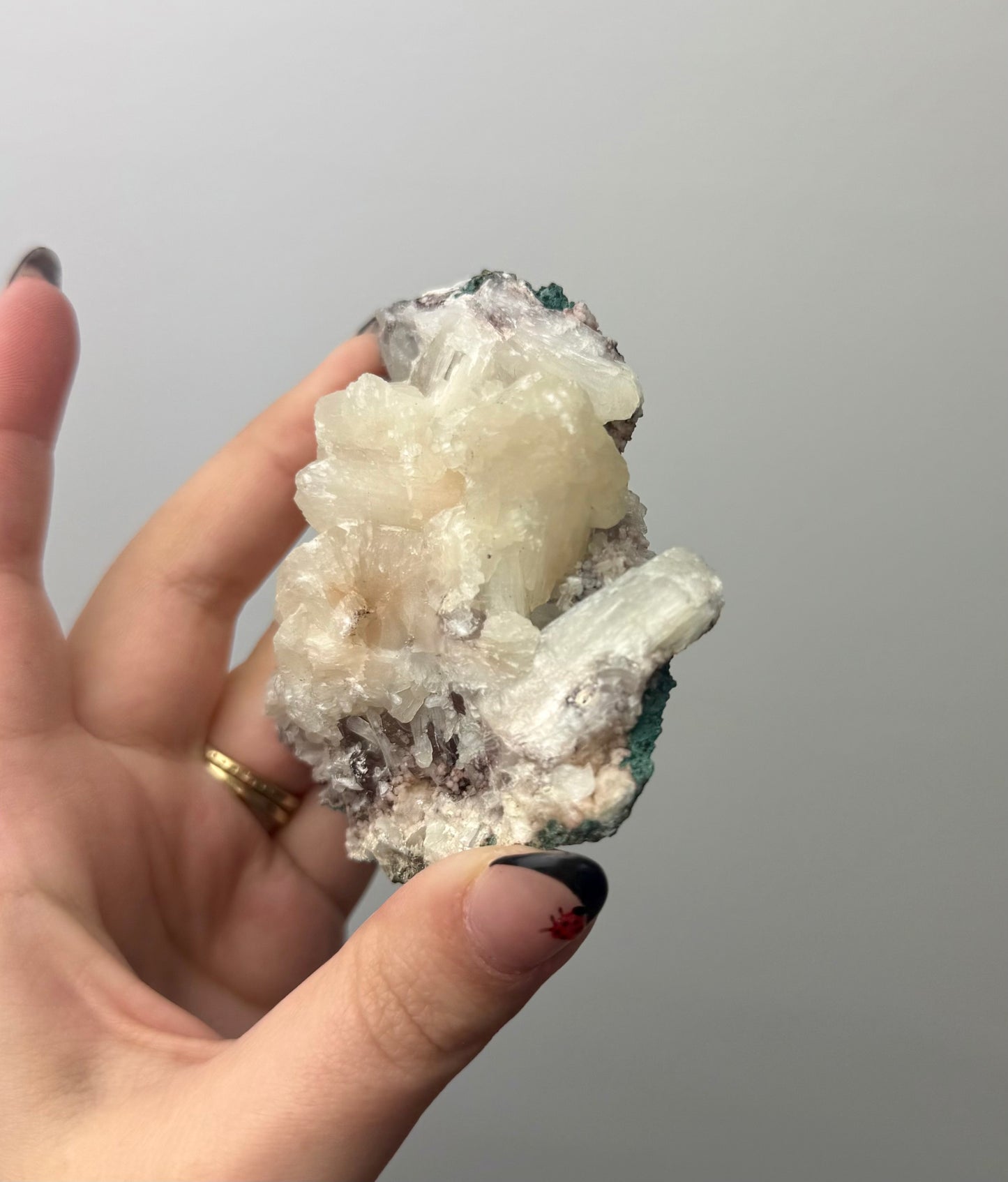 Stilbite specimen
