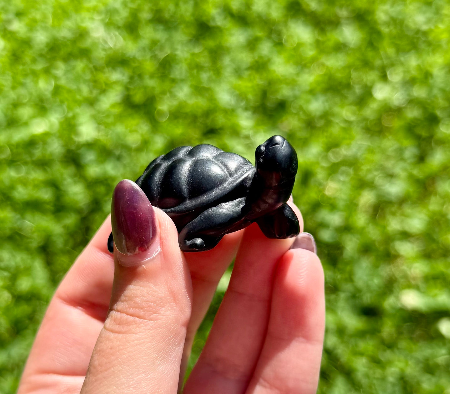 Obsidian turtle carving