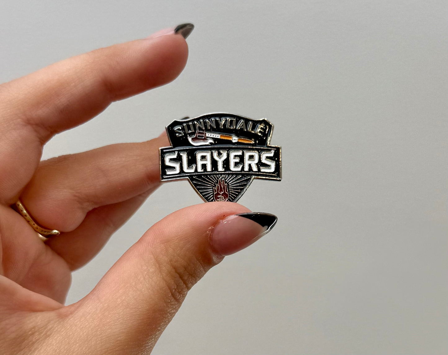 Buffy the vampire slayer enamel pin