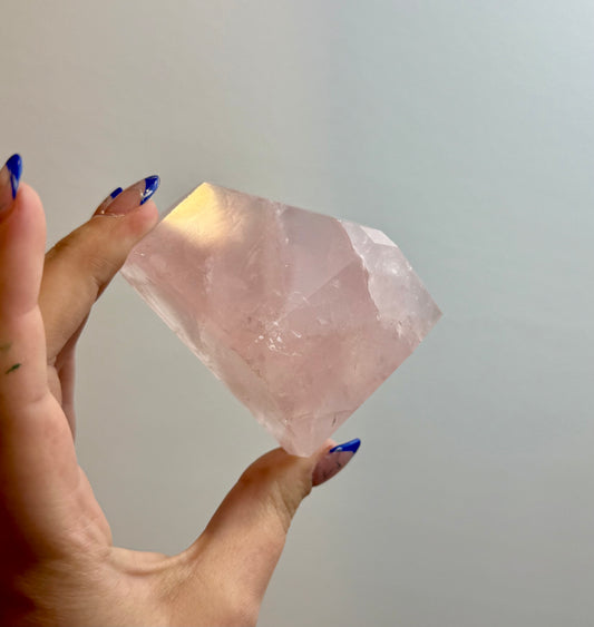 Rose quartz freeform