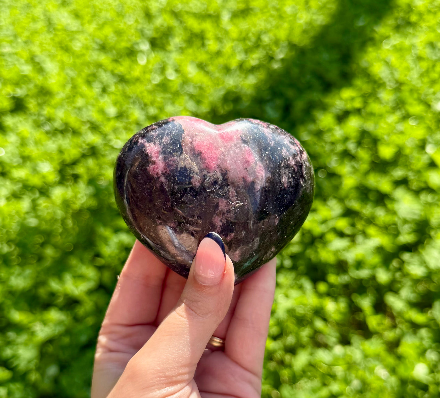 Rhodonite heart carving