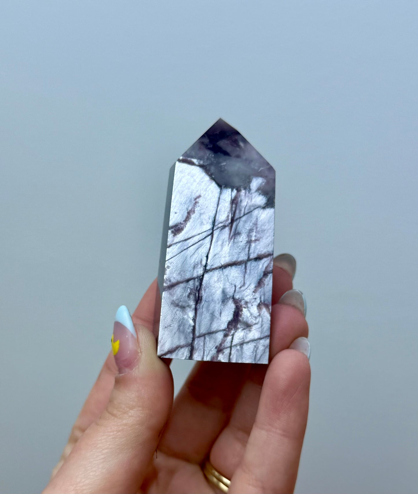 Purple mica/gem lepidolite tower