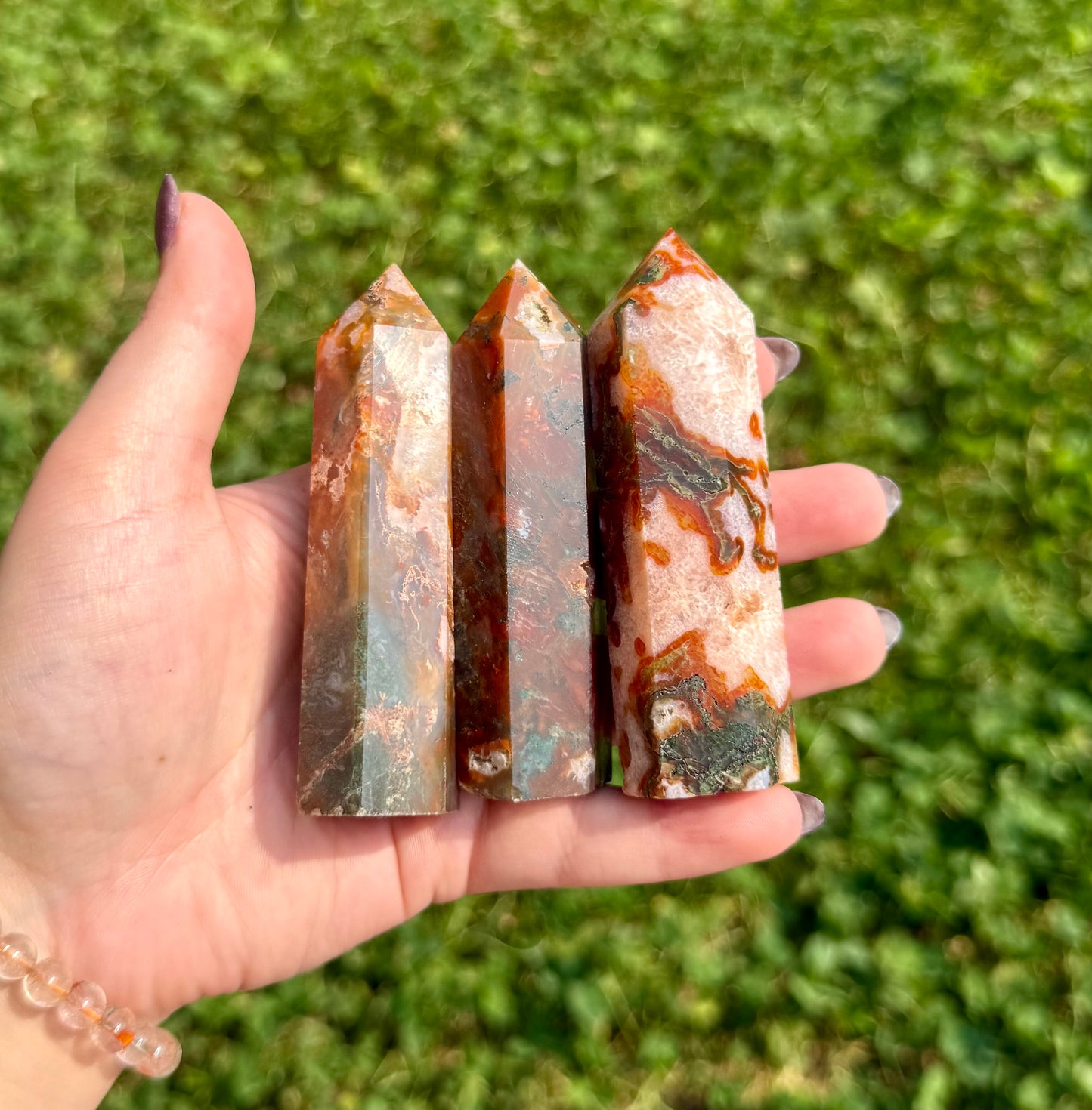 Dyed moss agate towers