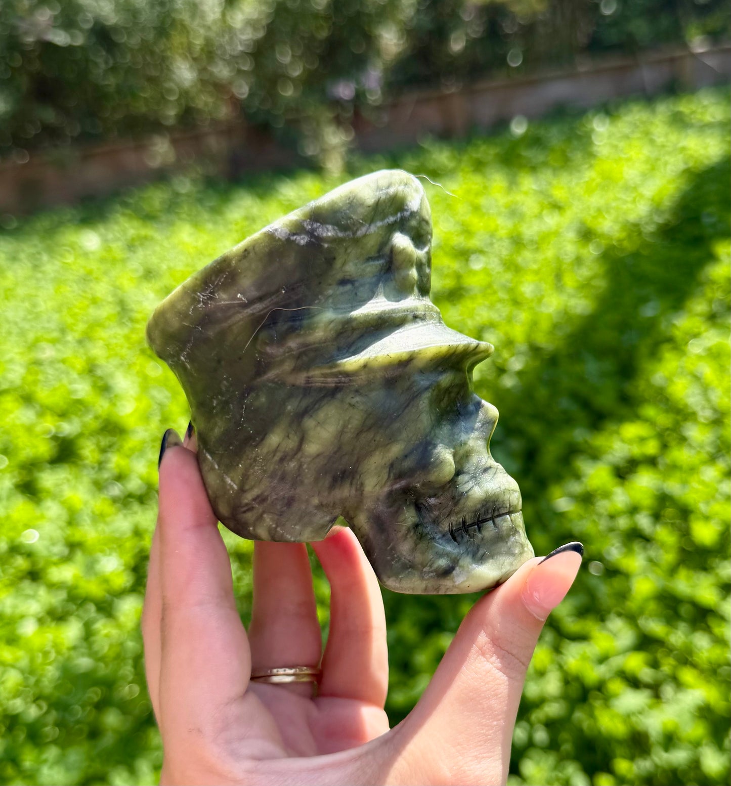 Jade skull carving