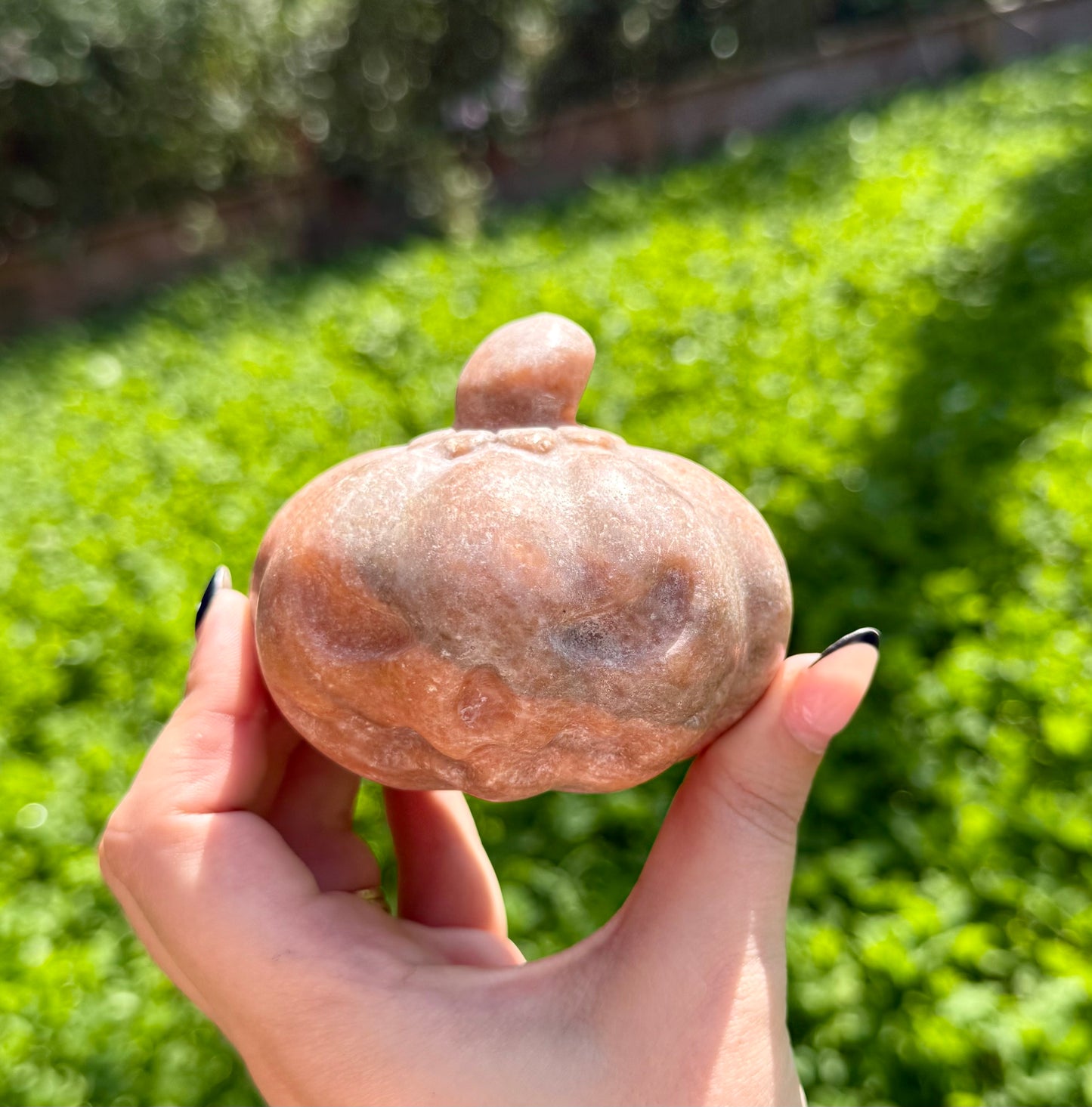Peach stone jade jack-o’-lantern pumpkin carving 