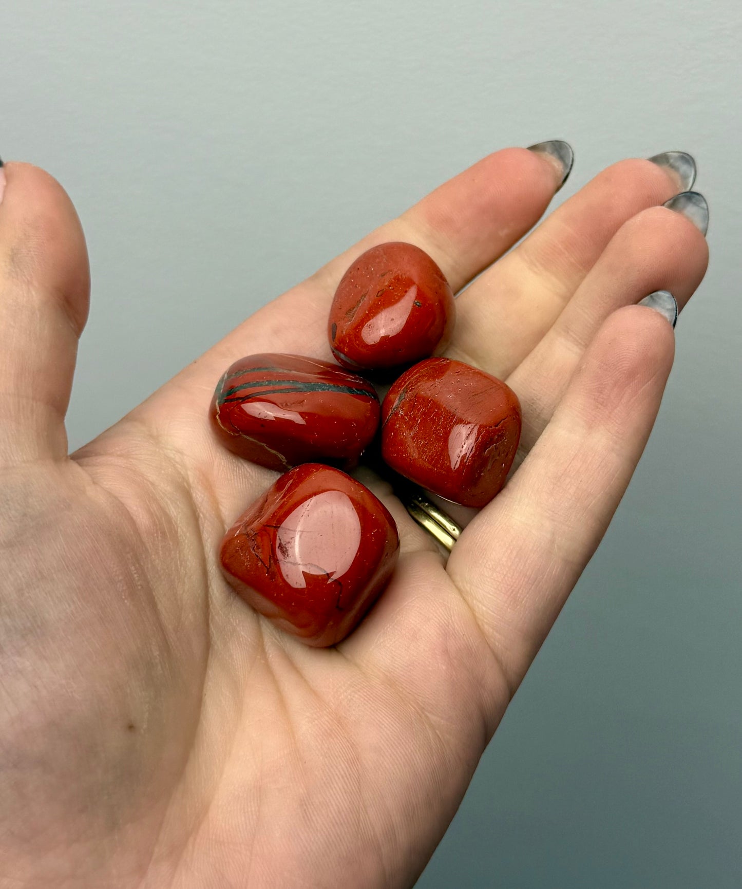 Red jasper tumbles