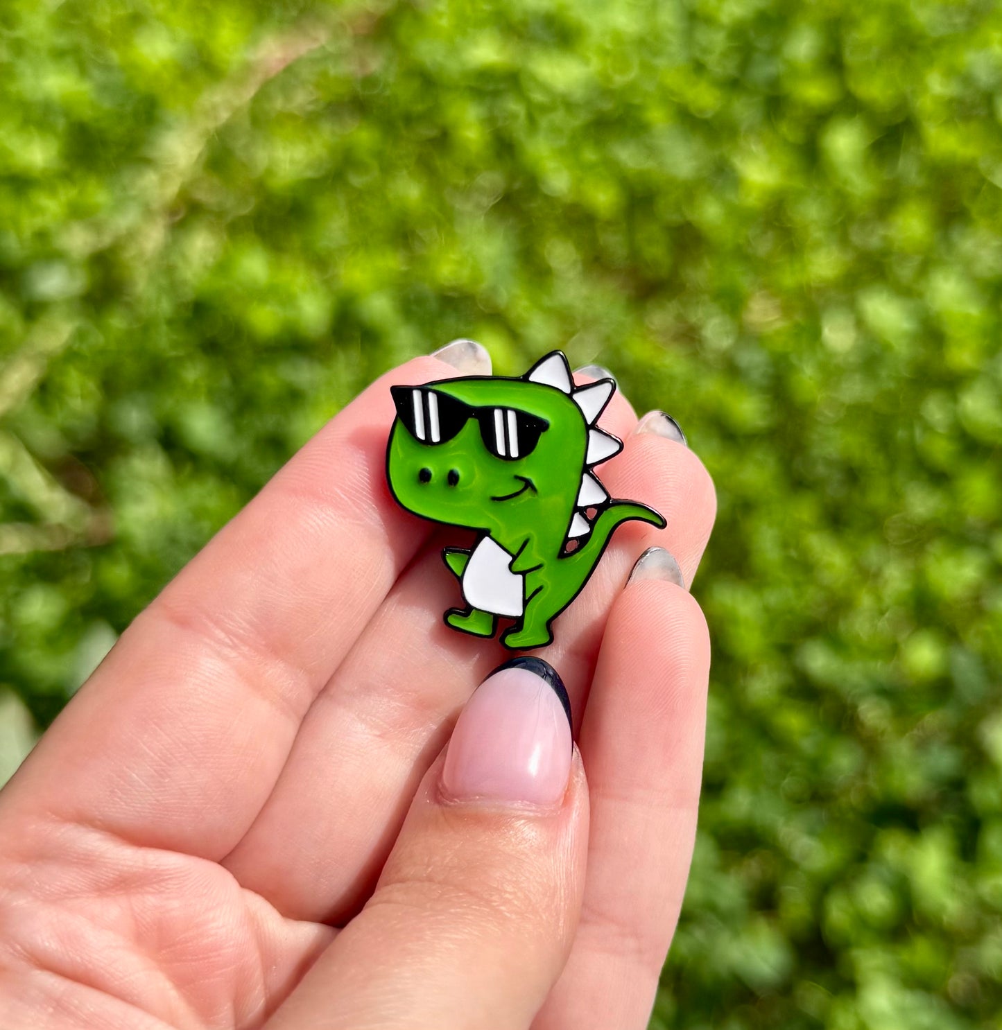 Dinosaur enamel pin