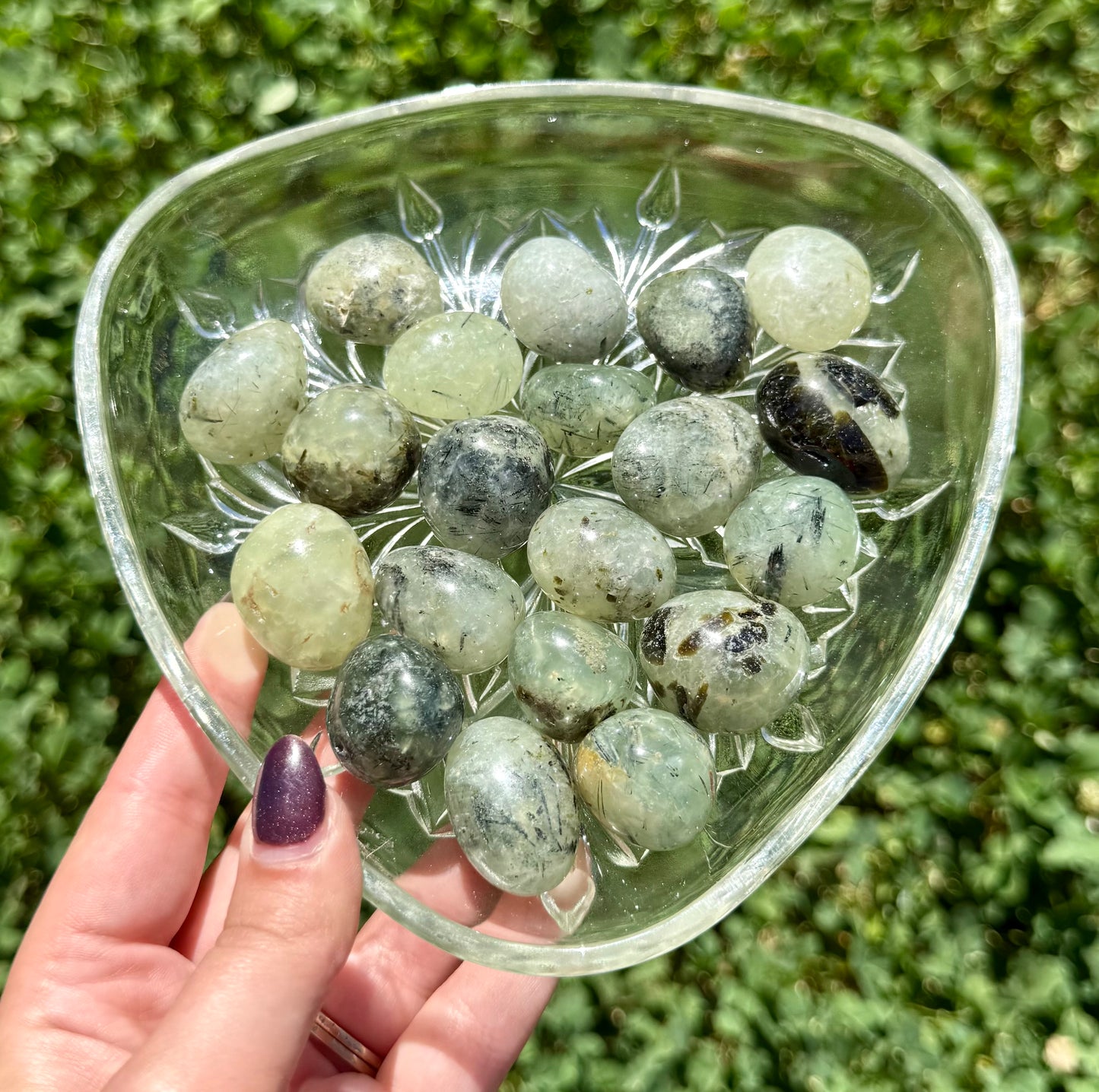 Prehnite tumbles