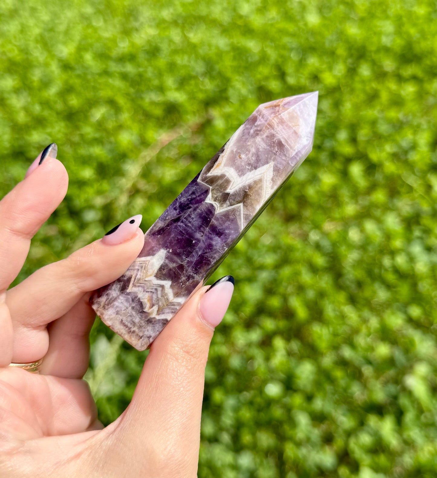 Dream amethyst tower I
