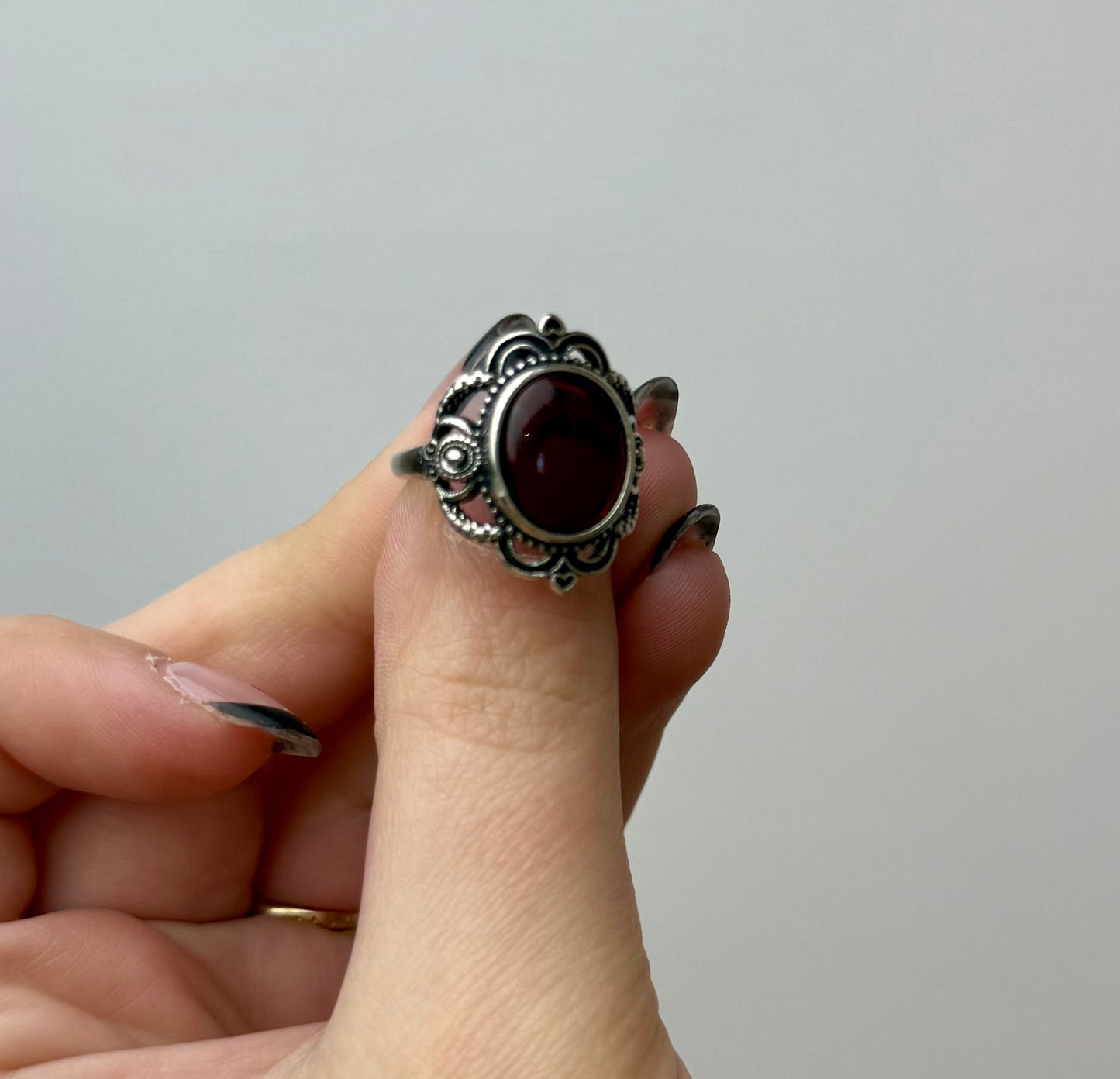 Manmade material adjustable rings