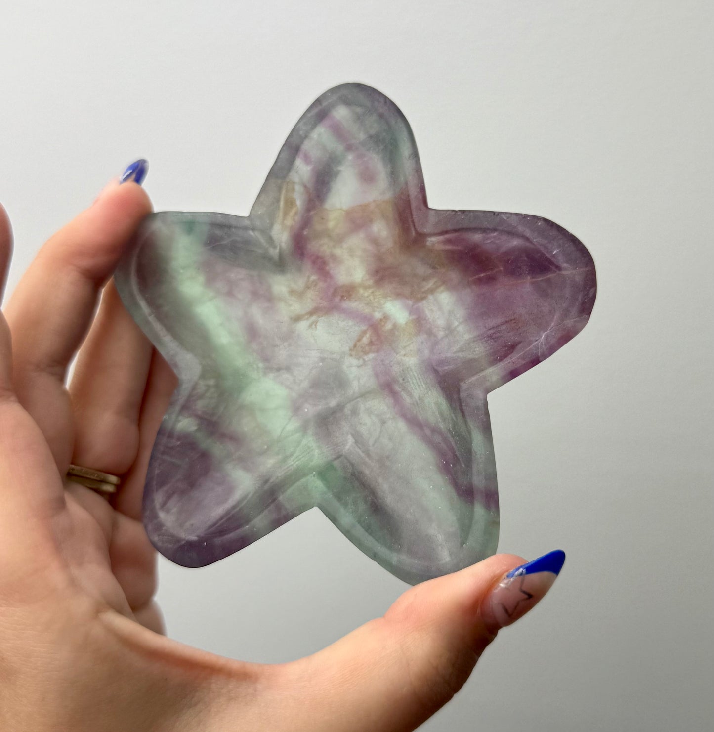 Fluorite star bowl