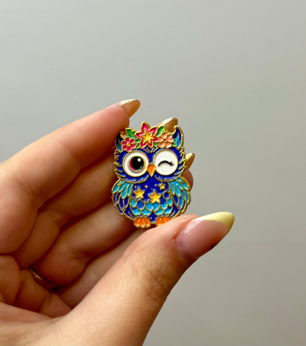 Owl enamel pin