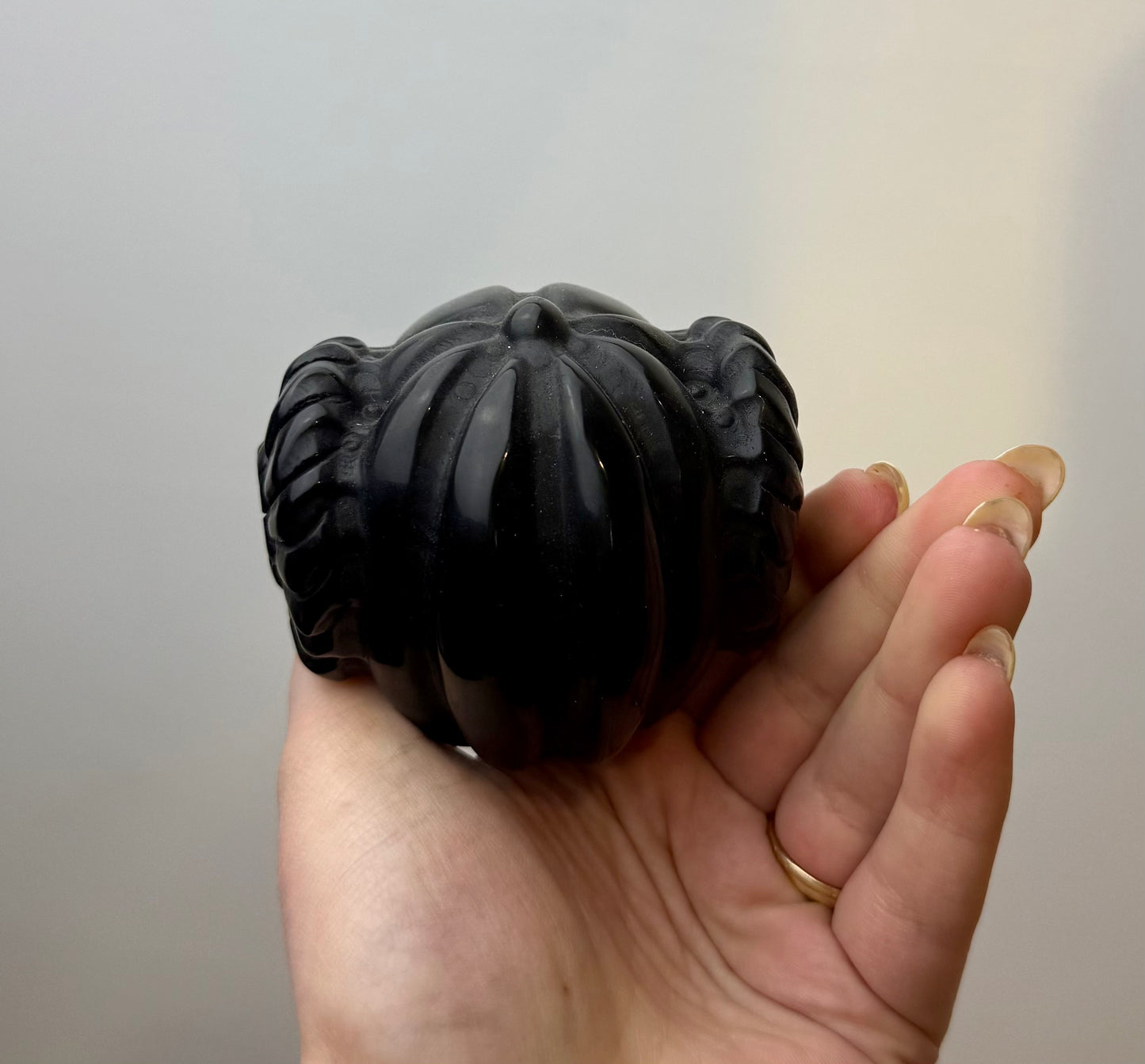 Obsidian ram horn pumpkin skull carving