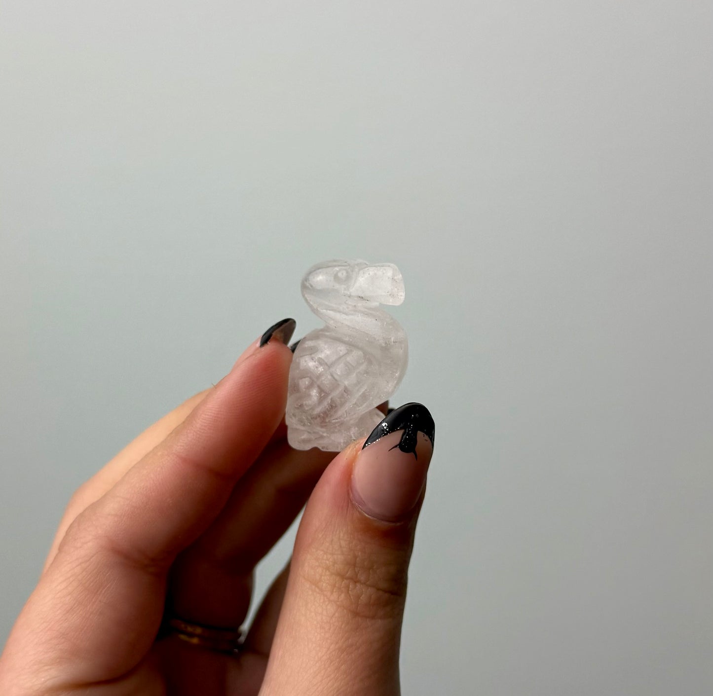 Quartz dodo bird carving