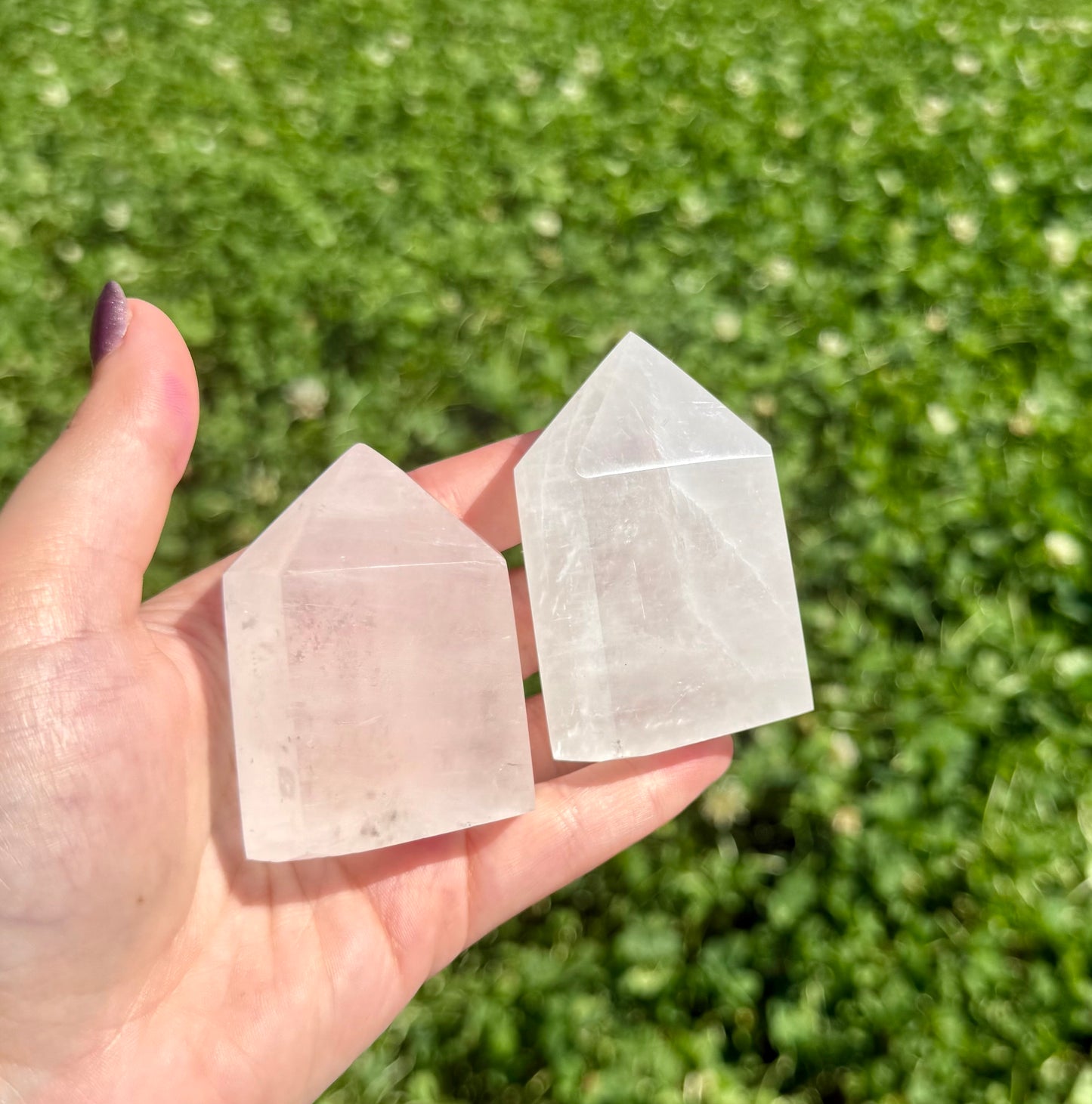 Optical calcite towers