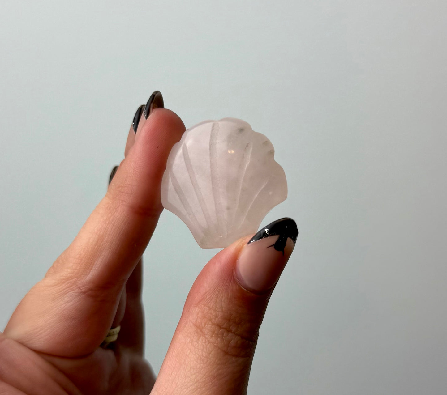 Rose quartz shell carving
