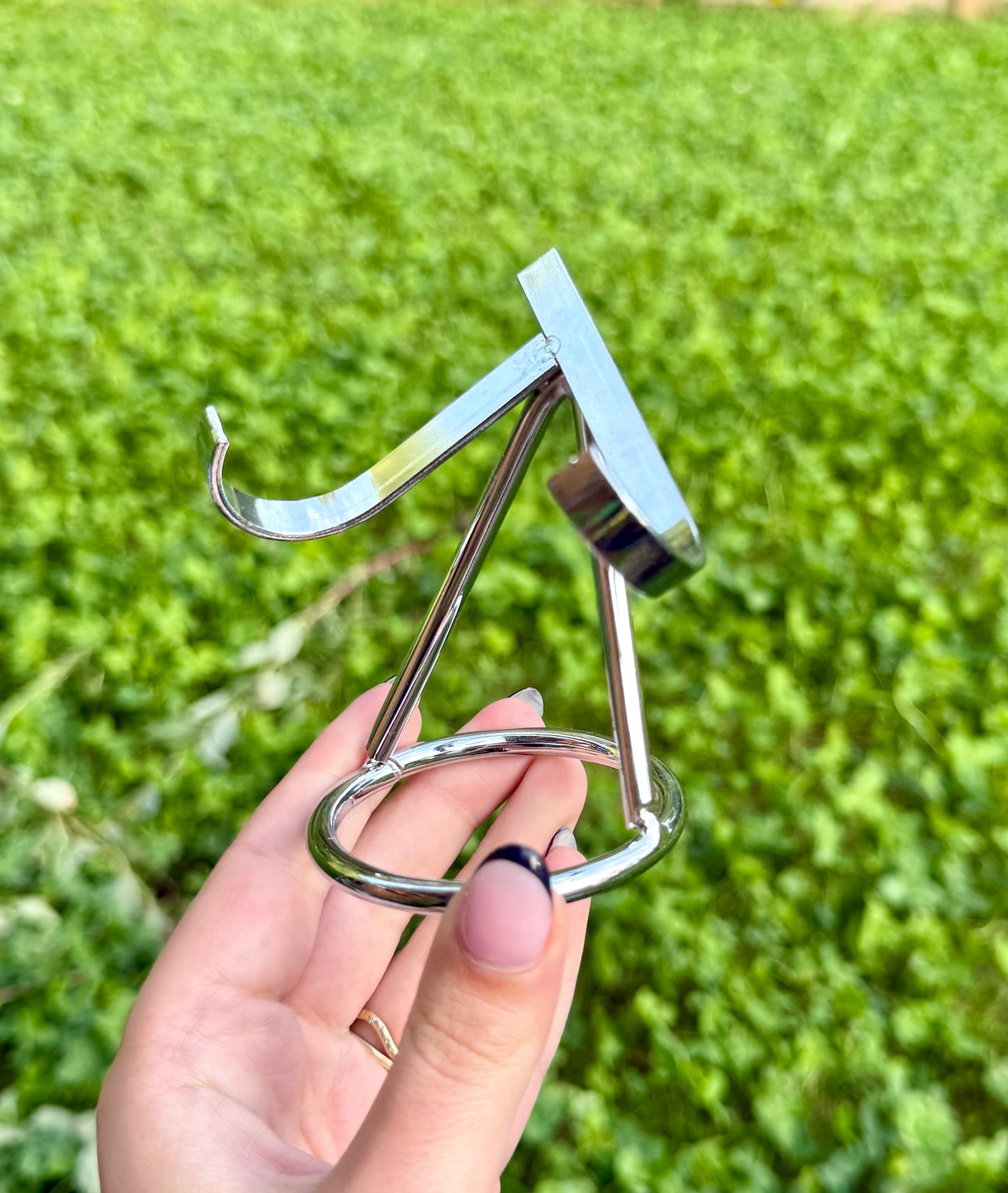 Heart display stand