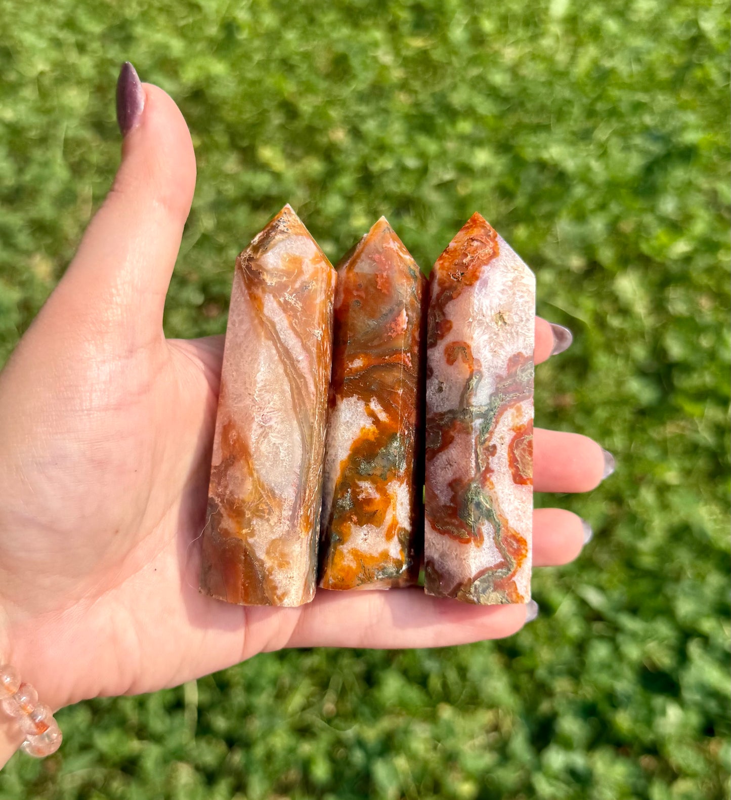 Dyed moss agate towers