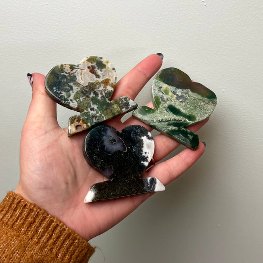 Moss agate heart carvings