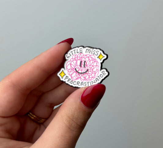 Procrastinator enamel pin ￼