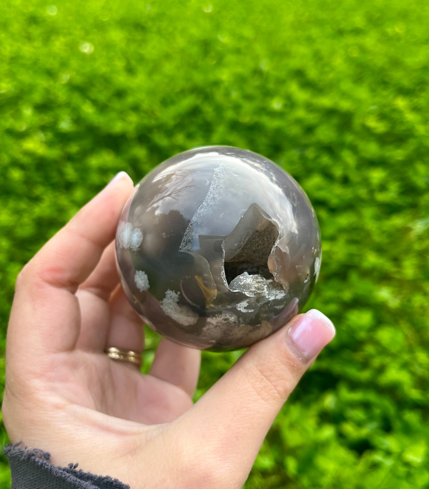 Black flower agate sphere