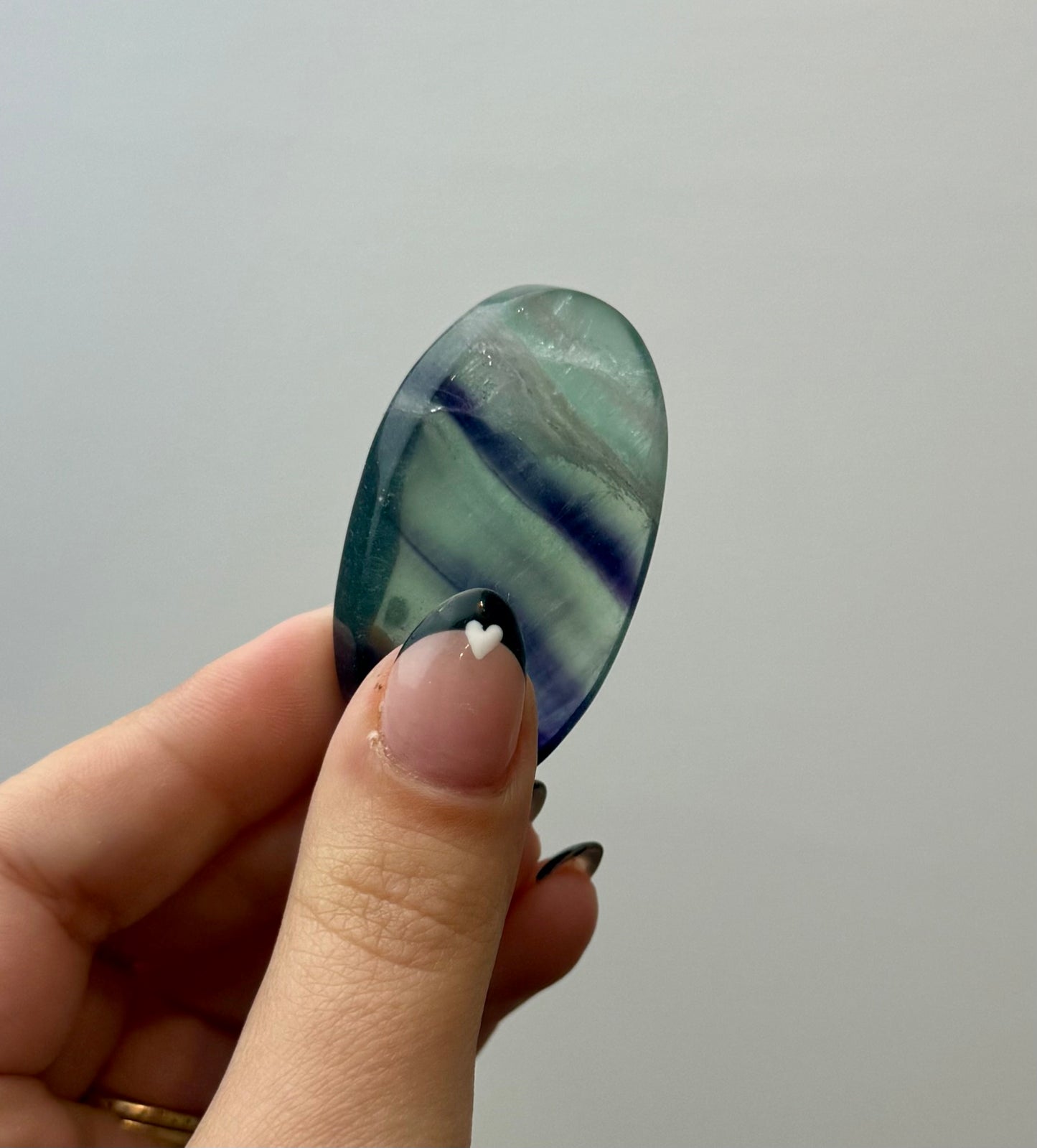 Fluorite palm stone