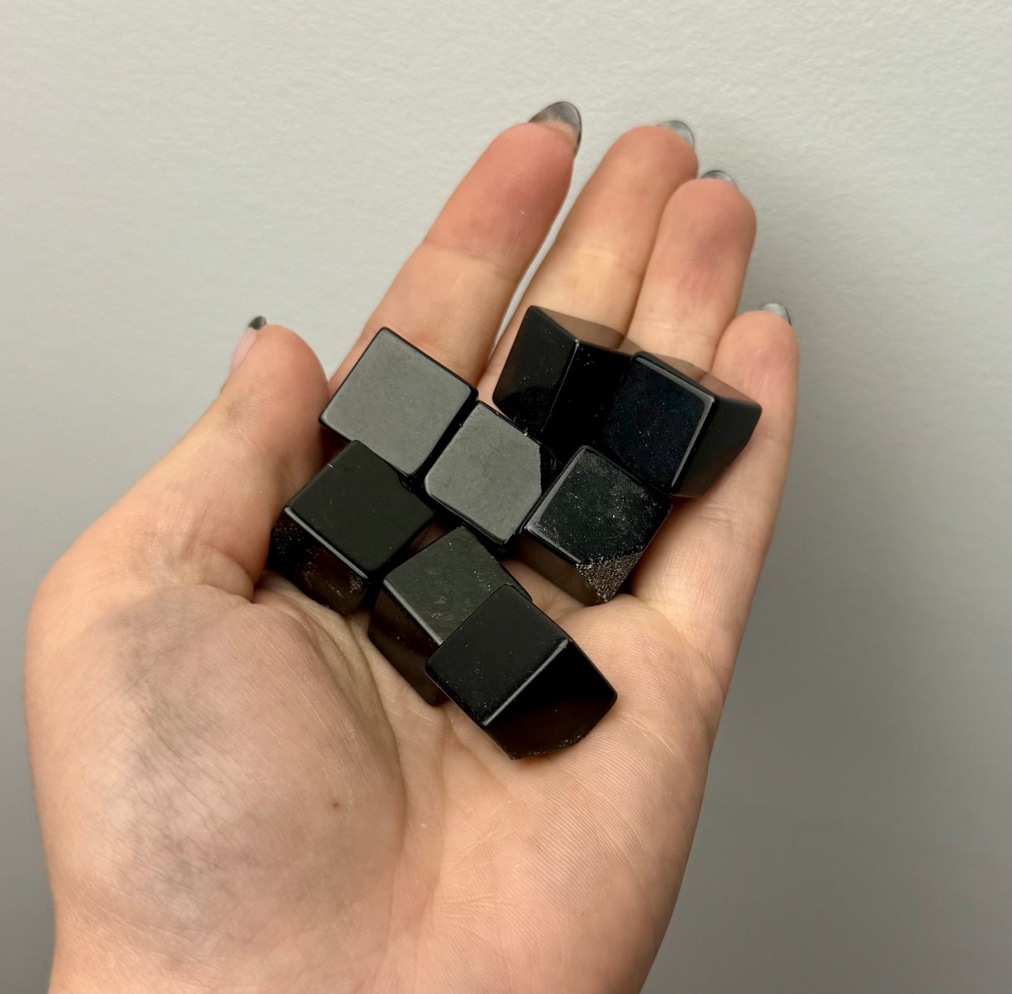 Obsidian cubes