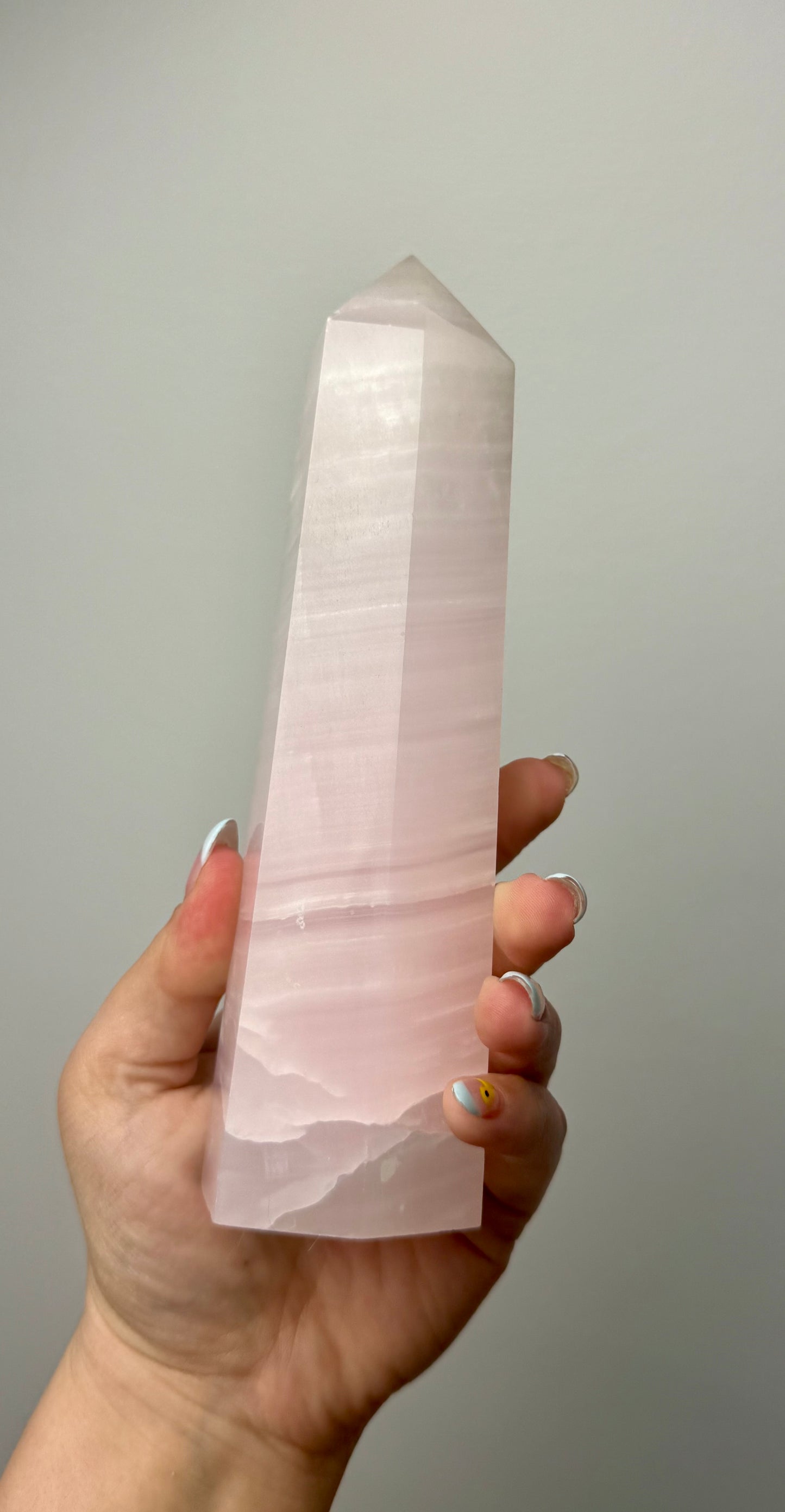 Mangano “pink” calcite tower