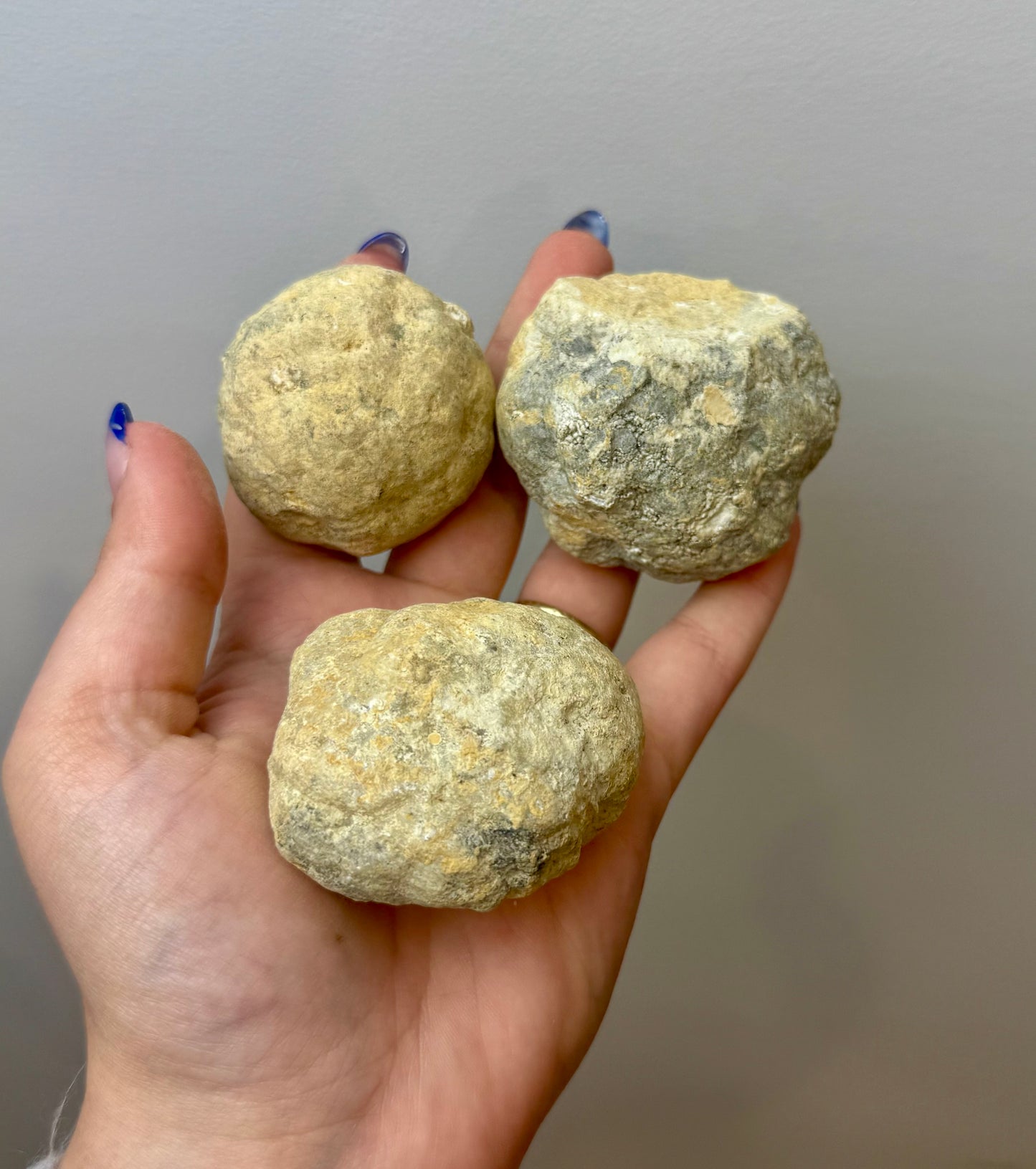 Quartz geodes break your own