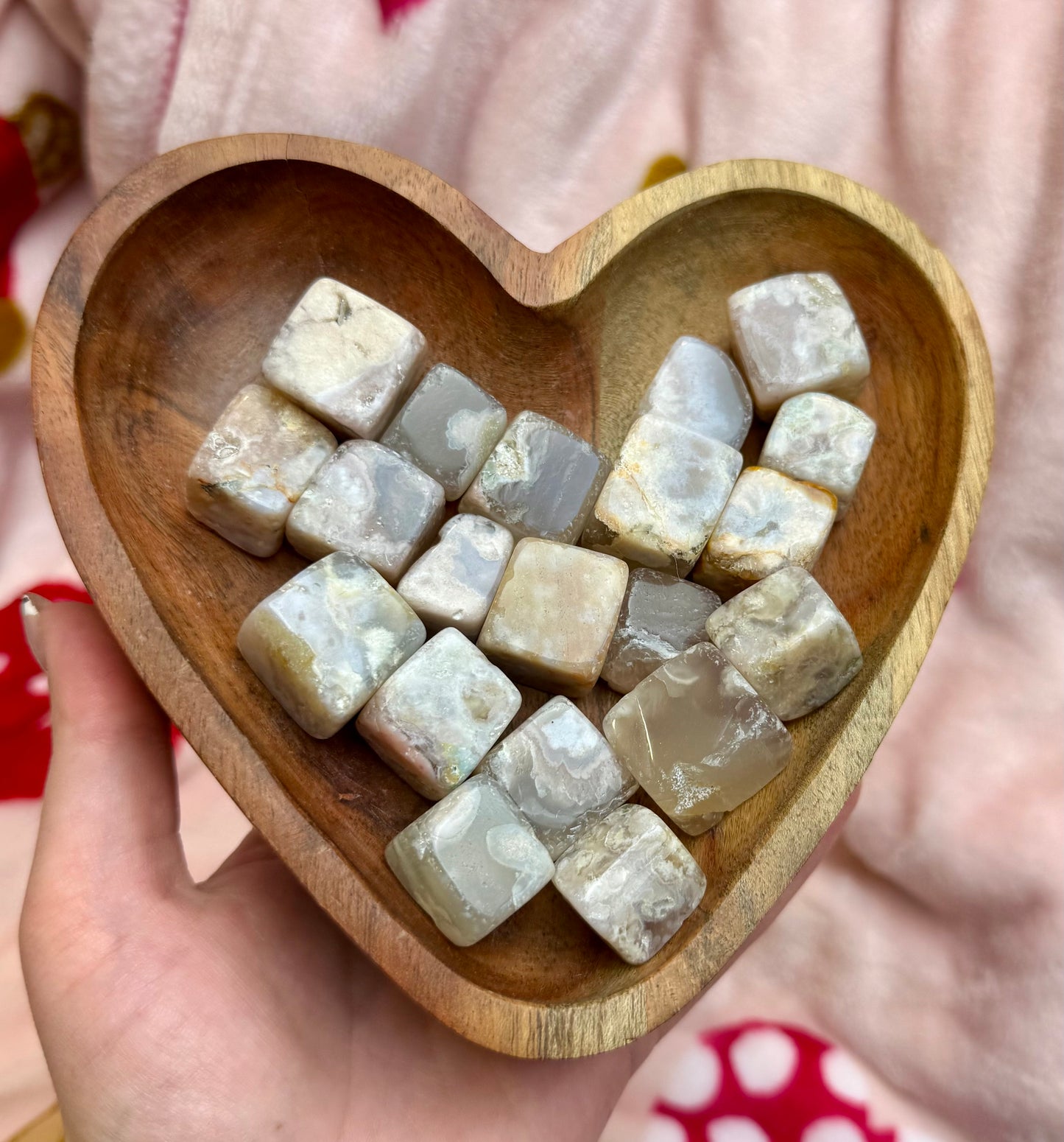 Flower agate cubes