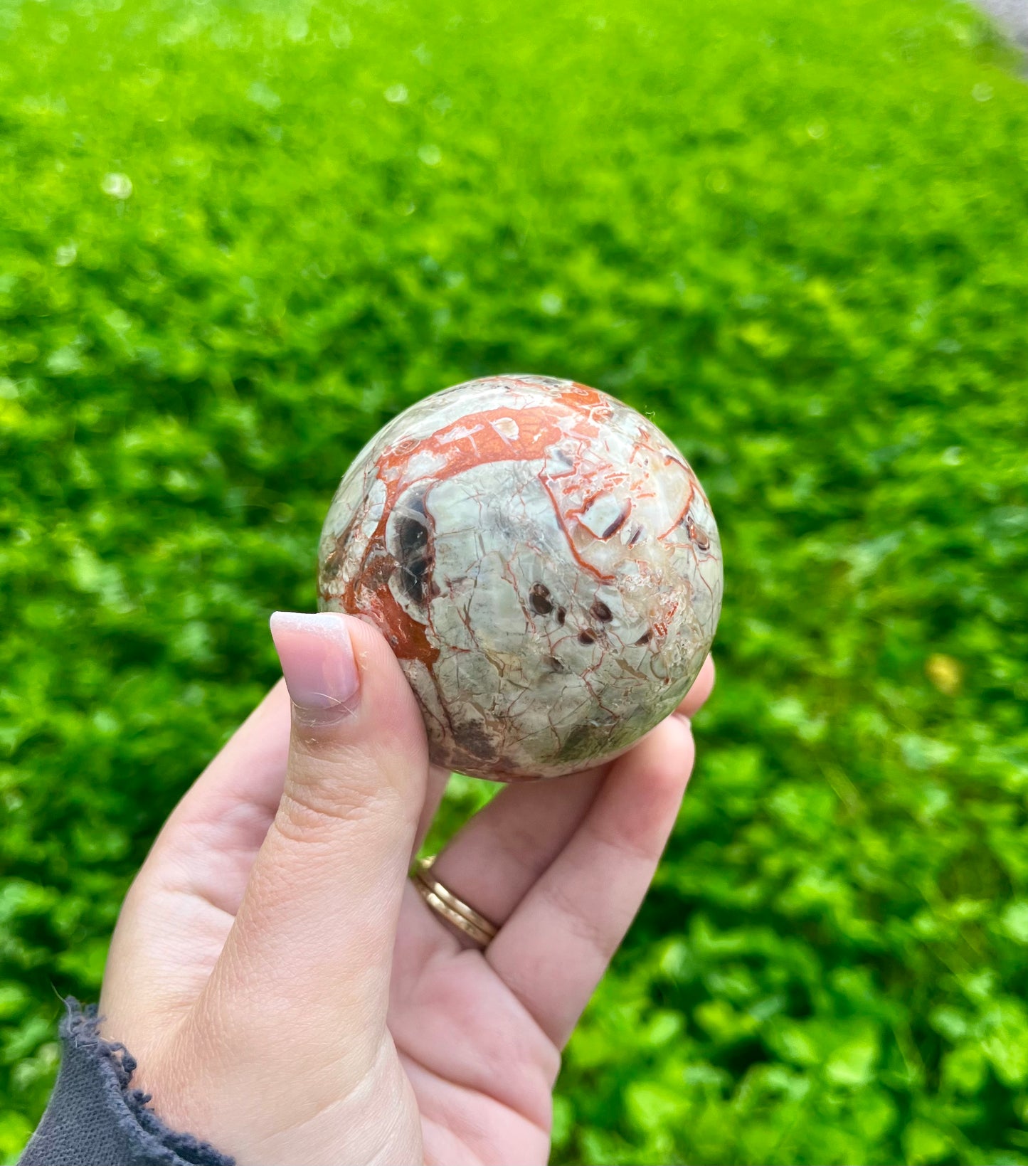 Money agate sphere