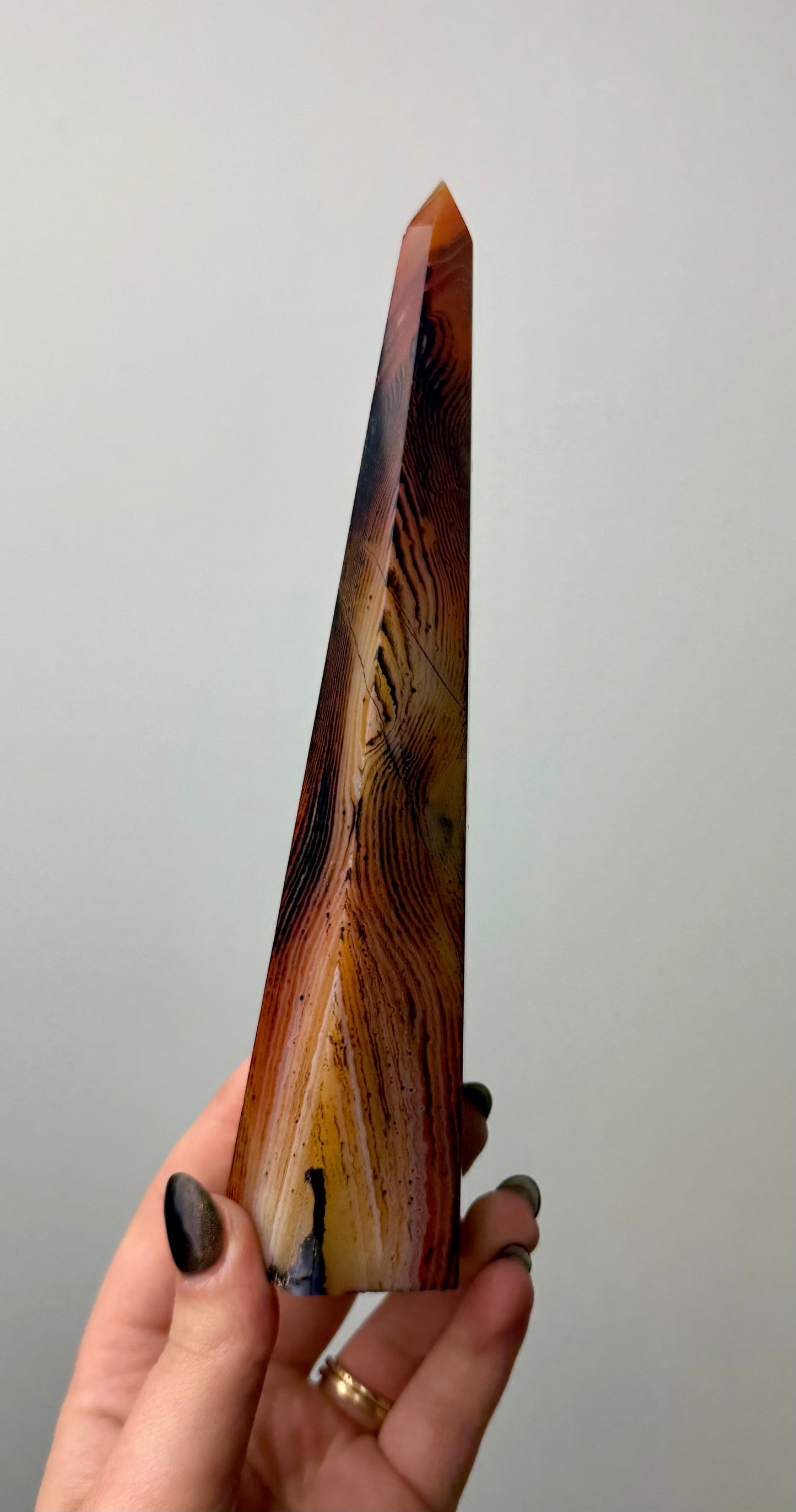 Sardonyx obelisk tower ￼￼￼