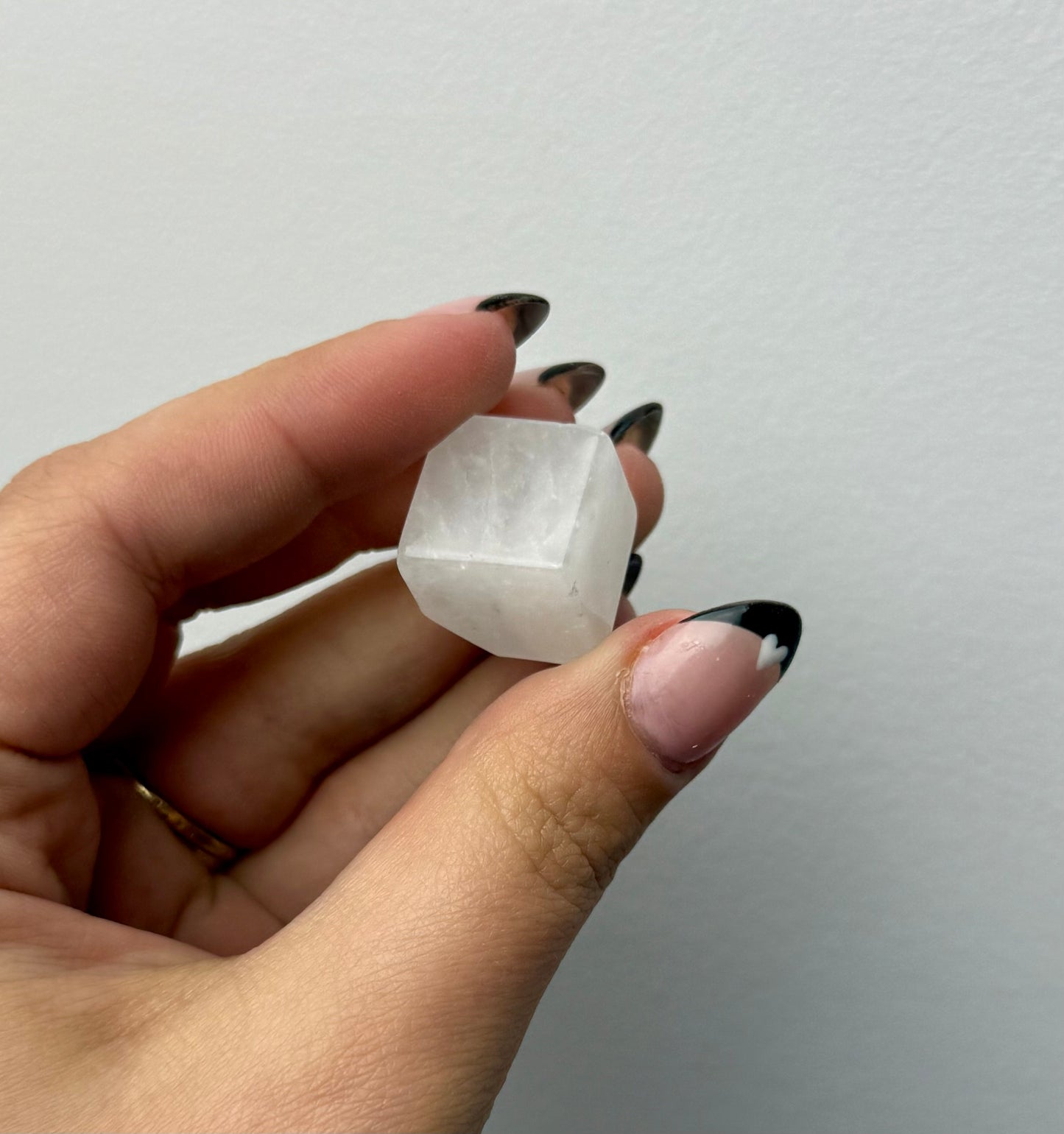 Quartz cube