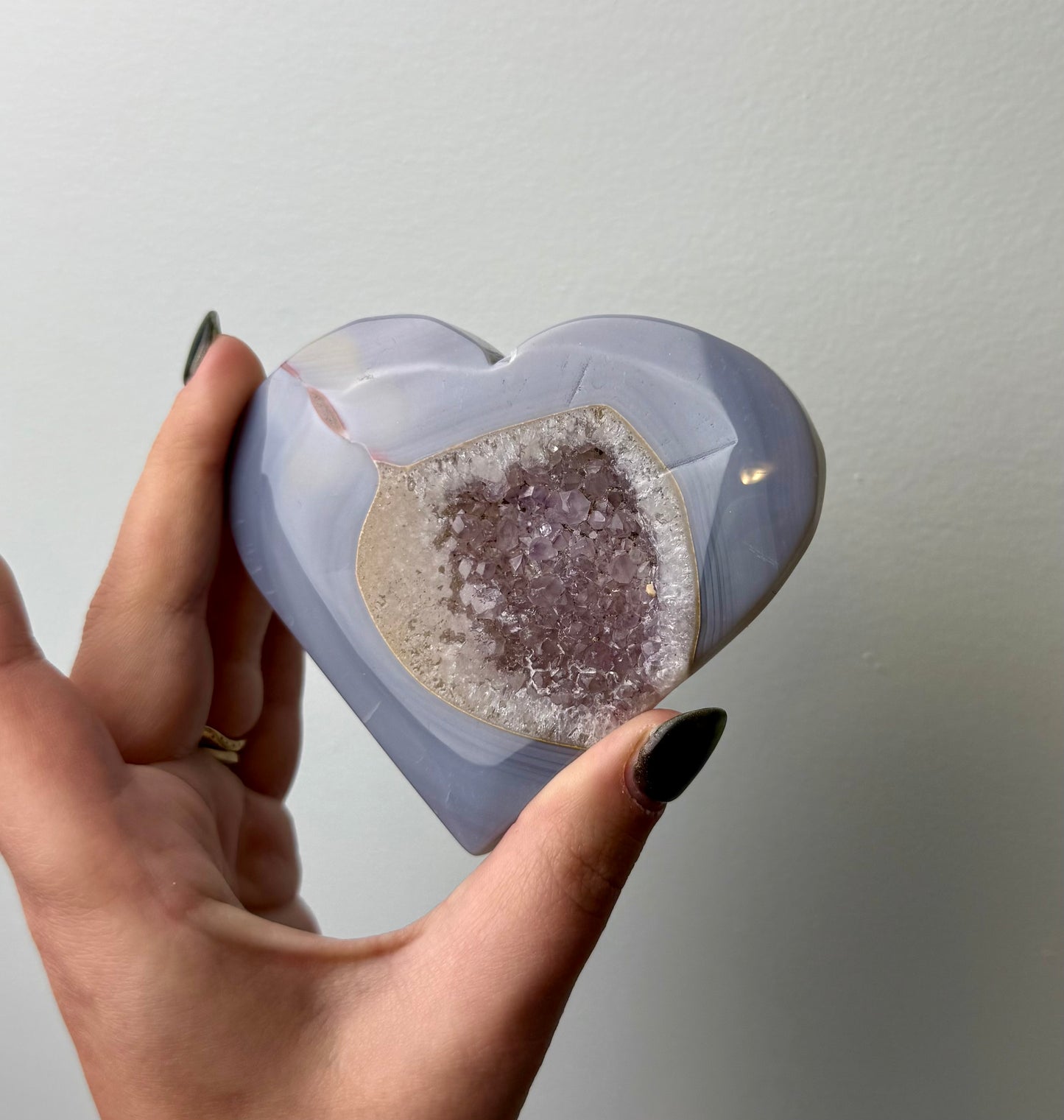 Amethyst agate heart carving