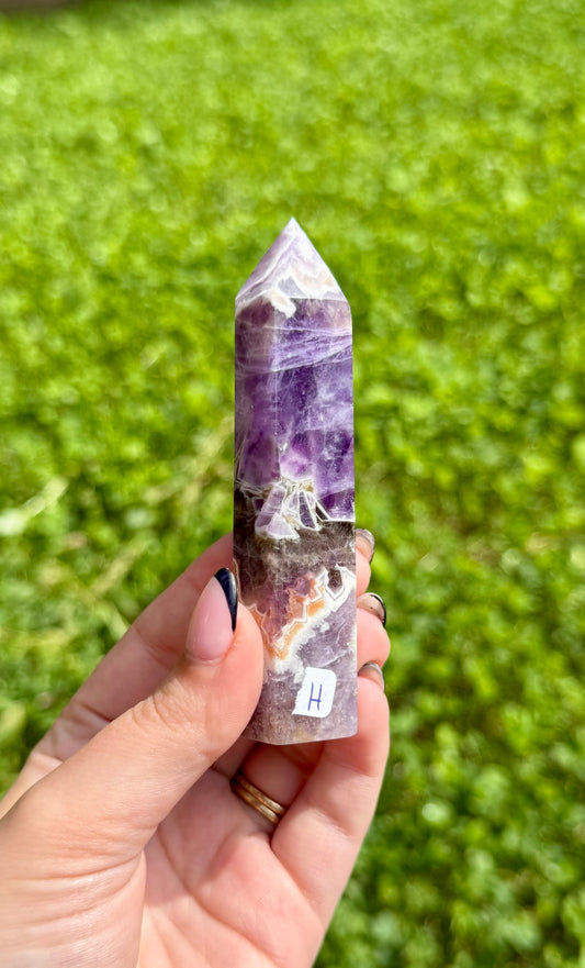 Dream amethyst tower H