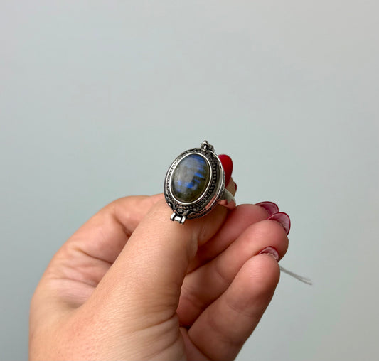 Labradorite locket adjustable ring