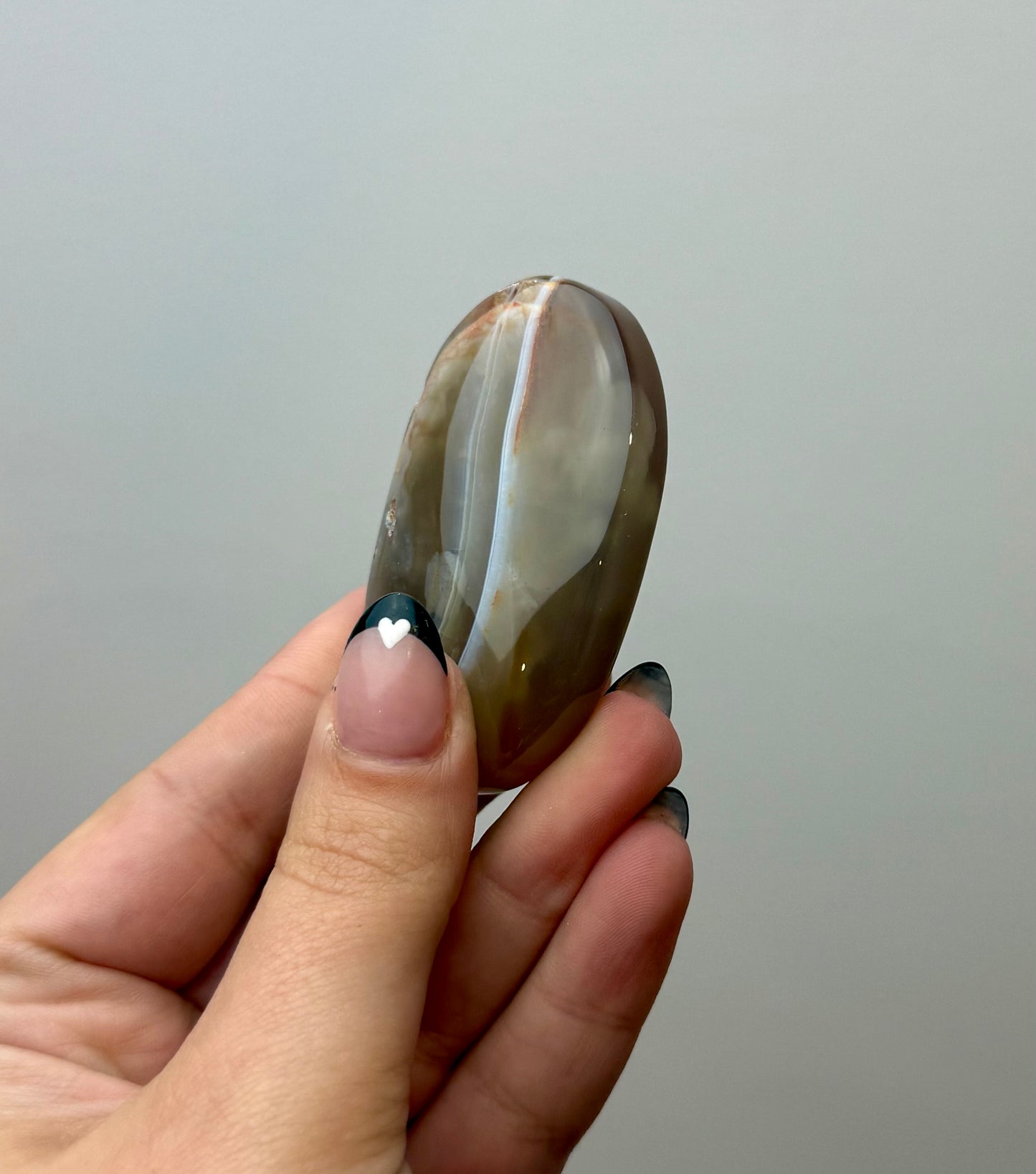 Carnelian palm stone
