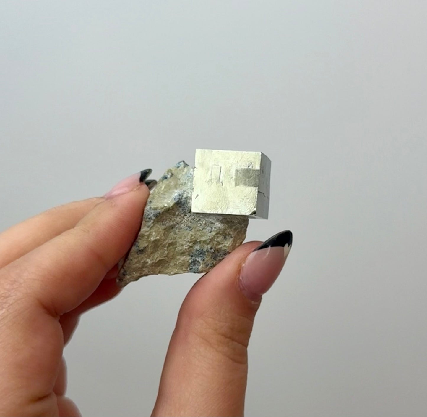 Cubic pyrite specimen