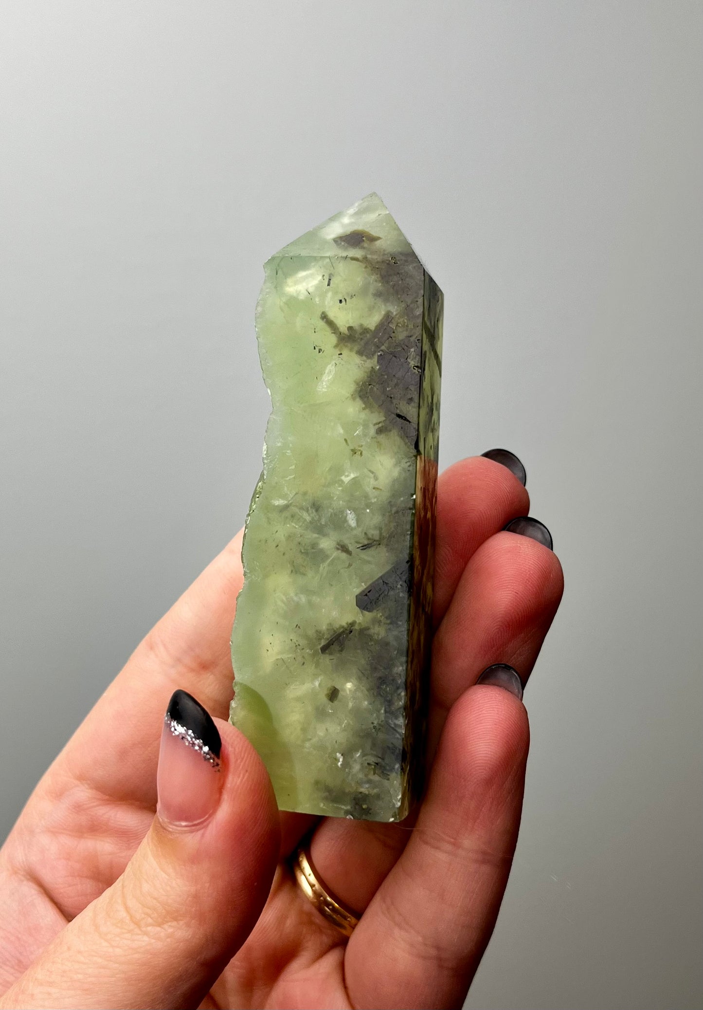 Prehnite half raw tower