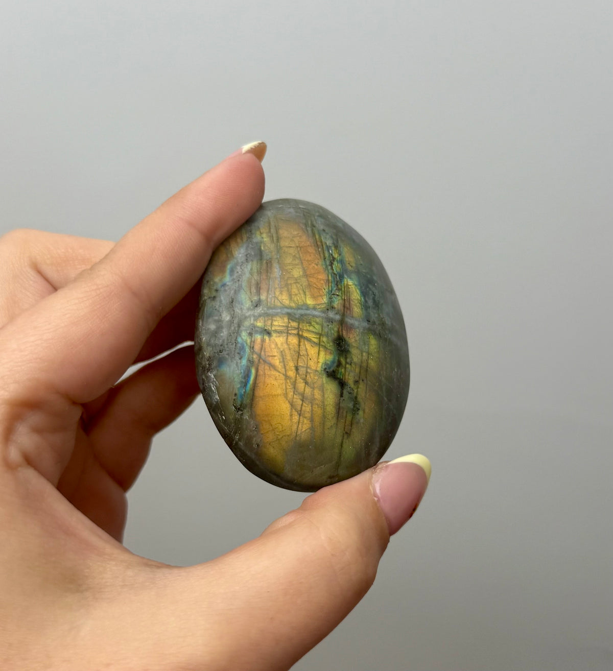 Labradorite palm stone