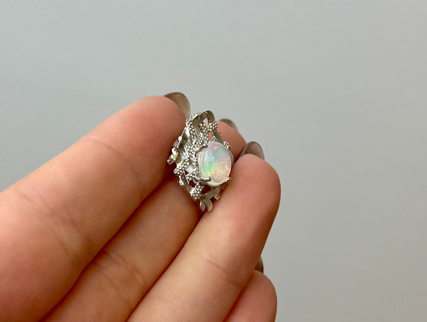 Opal pendant