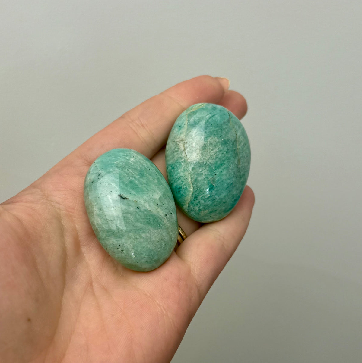 Amazonite palm stones