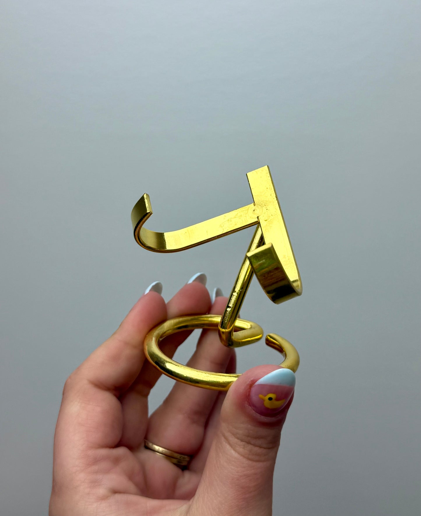 Gold stand