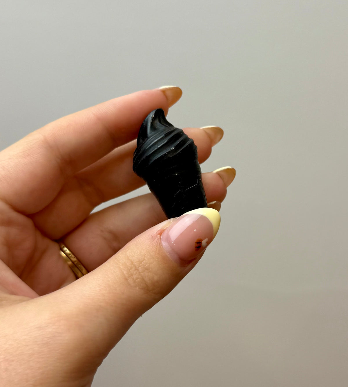 Obsidian ice cream cone carving