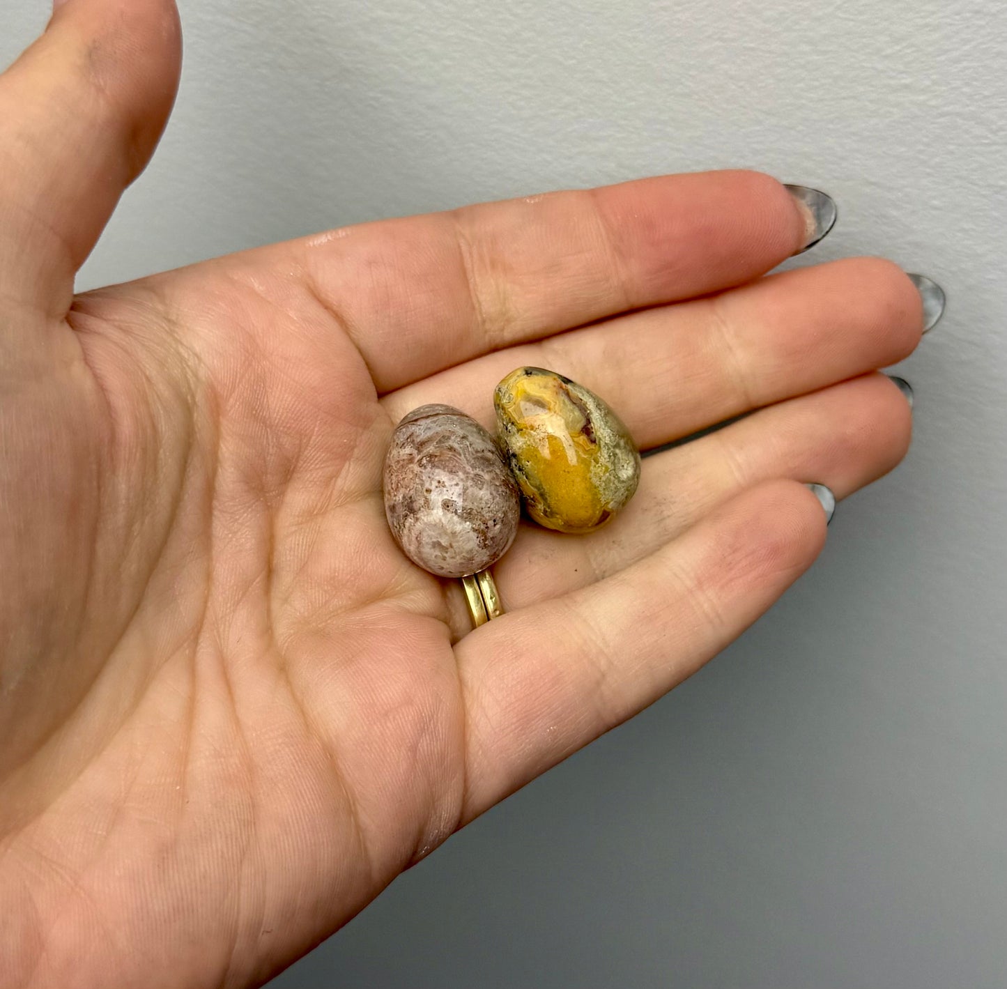 Crazy lace agate mini eggs