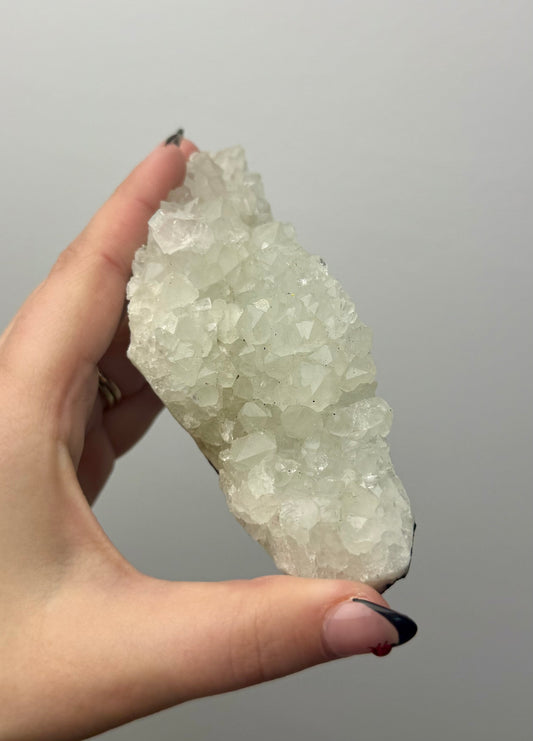 Apophyllite specimen