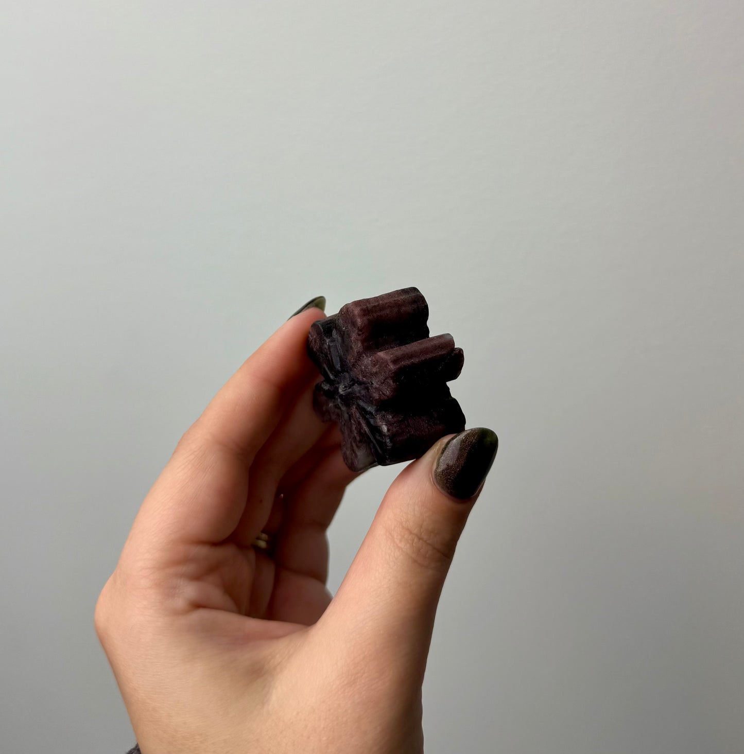 Garnet snowflake carving